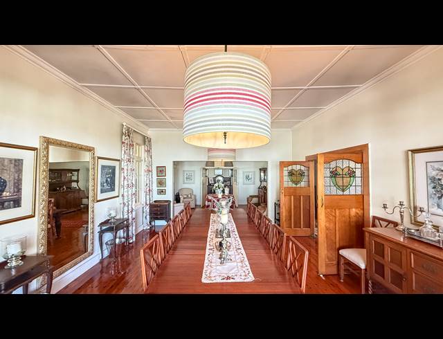 5 BEDROOM FREESTANDING FOR SALE IN SHORTENS COUNTRY ESTATE